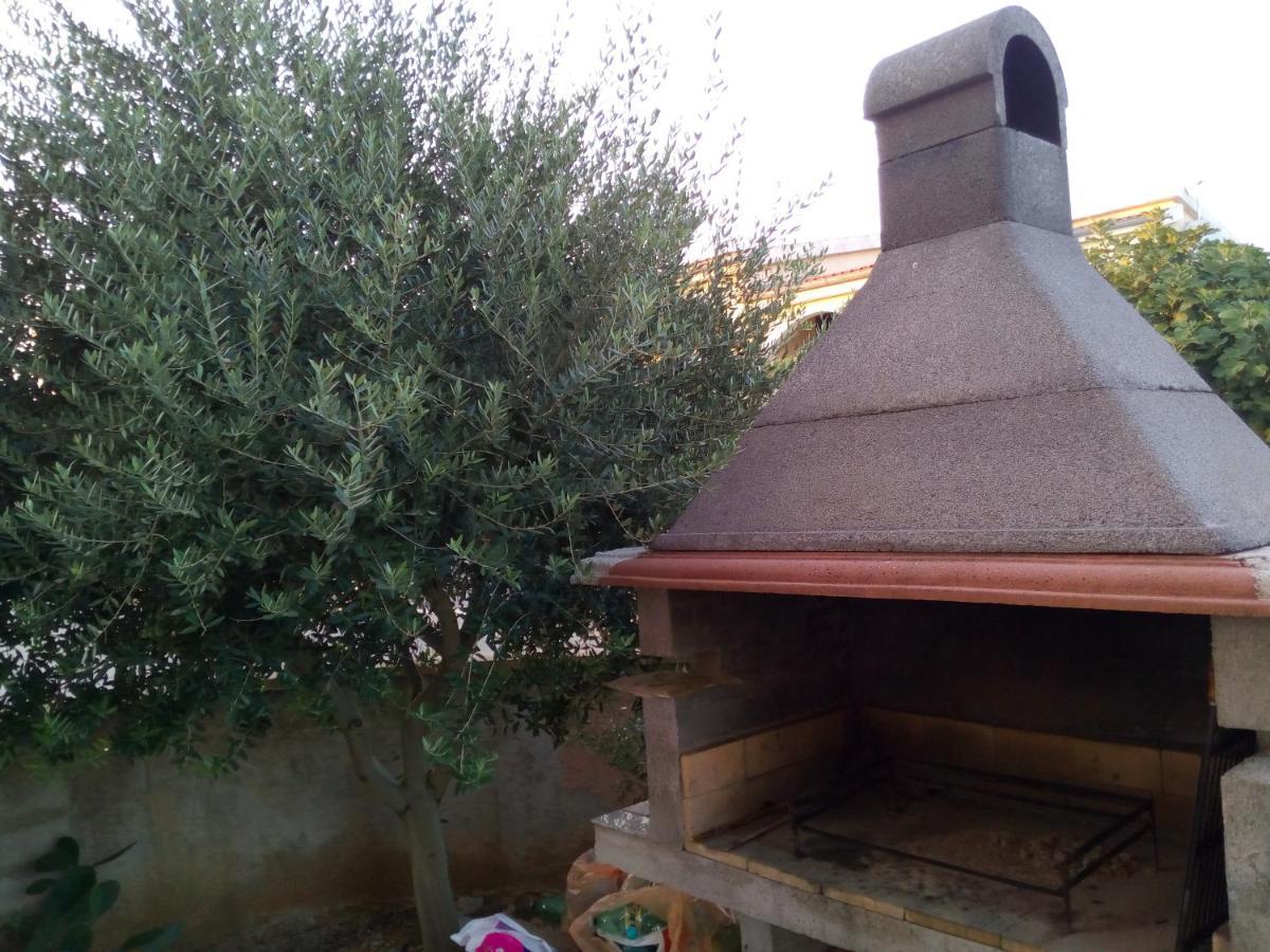 Ferienwohnung Maslina Vir Exterior foto