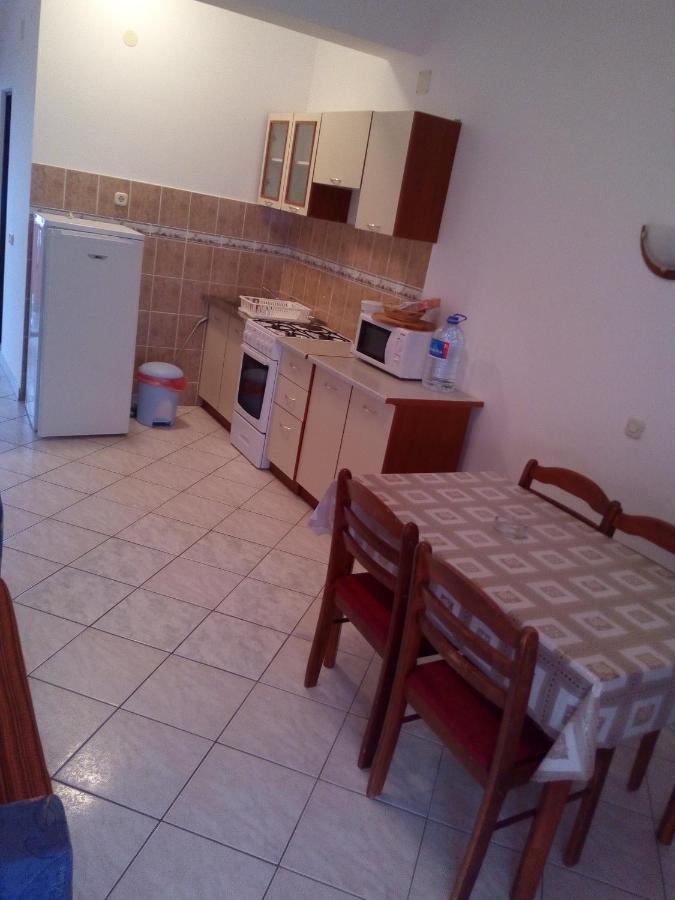 Ferienwohnung Maslina Vir Exterior foto