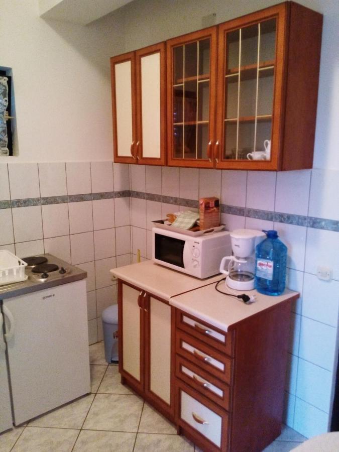 Ferienwohnung Maslina Vir Exterior foto